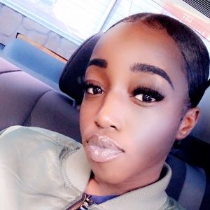 Meet your Posher, Tabreasia